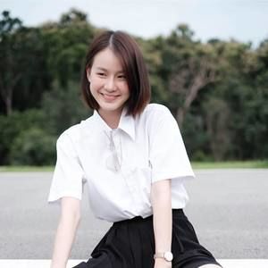 Meet your Posher, Supitcha